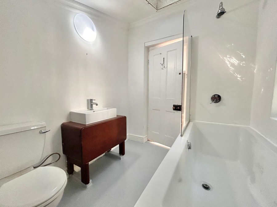 To Let 2 Bedroom Property for Rent in Wynberg Western Cape